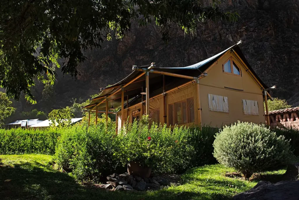 Carpa Grupo Exterior - Las Qolqas